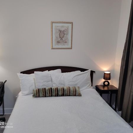 Sweet House B&B Saanich Екстер'єр фото