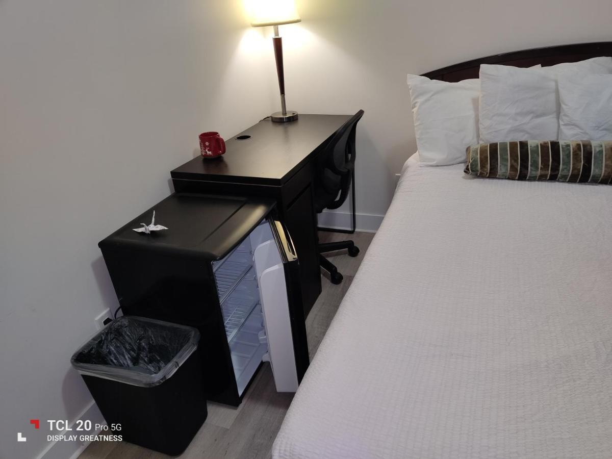 Sweet House B&B Saanich Екстер'єр фото
